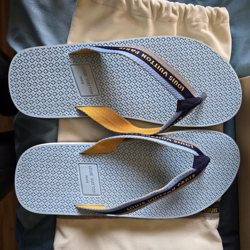Authentic Louis Vuitton Bahia Thong Sandals Size 10 - Picture 3 of 8